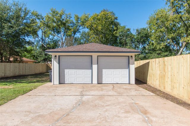 4309 Costa Rica Road, Houston, TX 77092