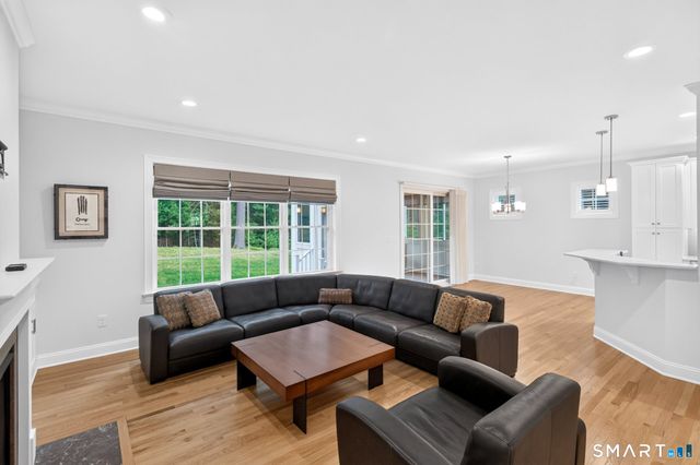 6 Prospect Ridge 6, Simsbury, CT 06070