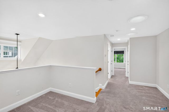 6 Prospect Ridge 6, Simsbury, CT 06070