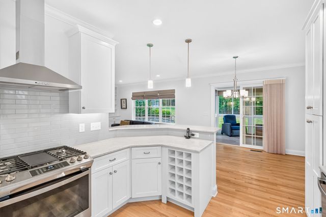 6 Prospect Ridge 6, Simsbury, CT 06070