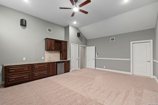 1911 Far Niente, San Antonio, TX 78258