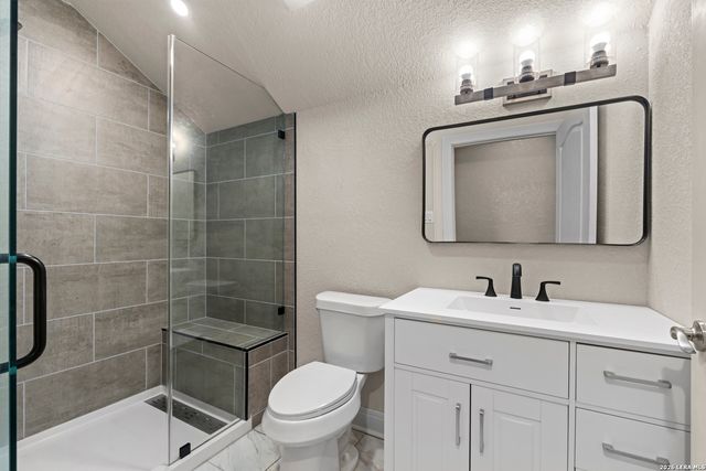 1911 Far Niente, San Antonio, TX 78258