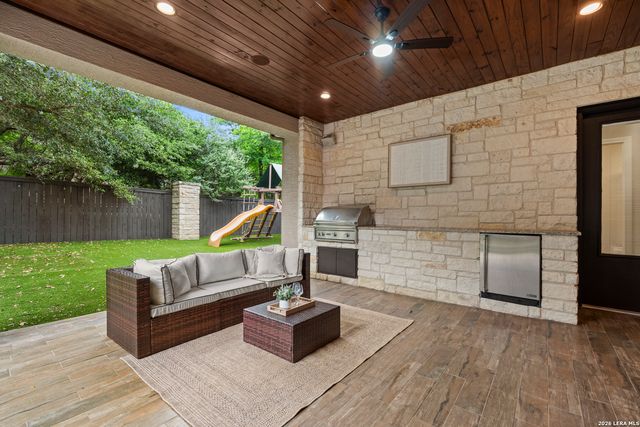 1911 Far Niente, San Antonio, TX 78258