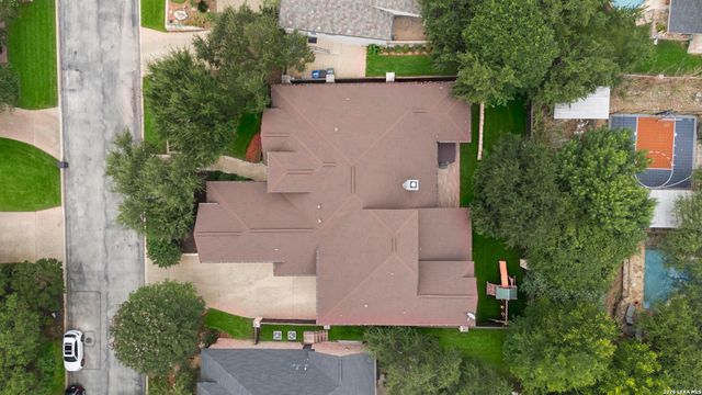 1911 Far Niente, San Antonio, TX 78258