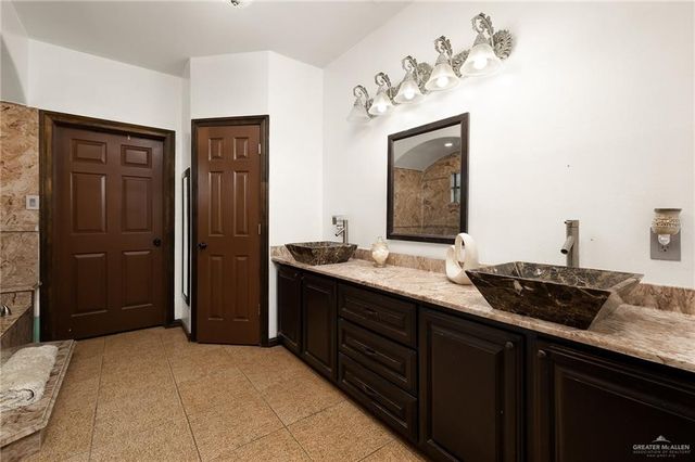 6813 N Gwin Road, Edinburg, TX 78542