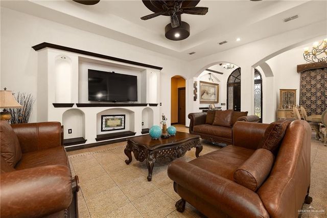 6813 N Gwin Road, Edinburg, TX 78542