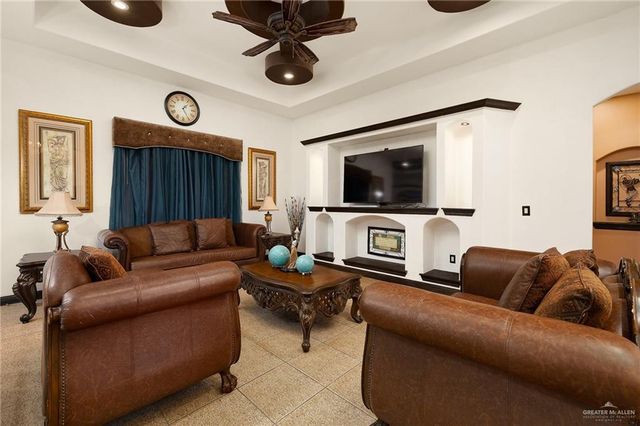 6813 N Gwin Road, Edinburg, TX 78542