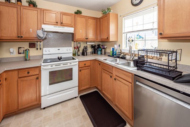 322 Eagle Ridge Road, Summerville, SC 29485