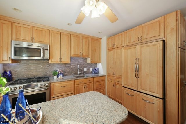 344 Homestead Rd, Hillsborough Twp., NJ 08844