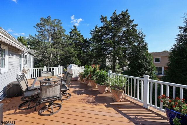 344 Homestead Rd, Hillsborough Twp., NJ 08844