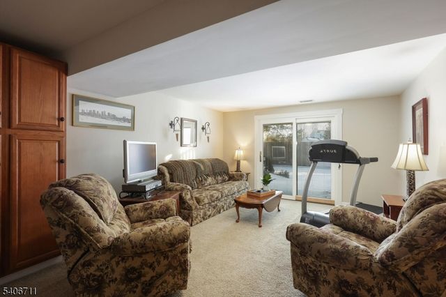 344 Homestead Rd, Hillsborough Twp., NJ 08844