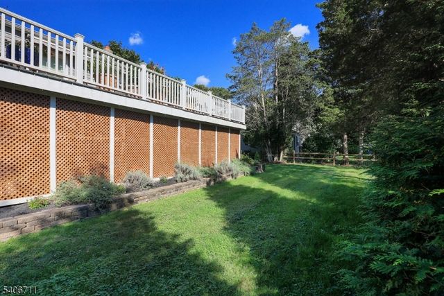 344 Homestead Rd, Hillsborough Twp., NJ 08844