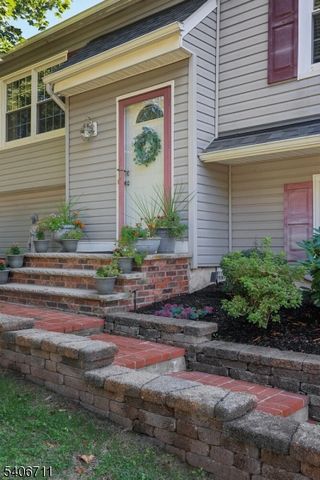 344 Homestead Rd, Hillsborough Twp., NJ 08844