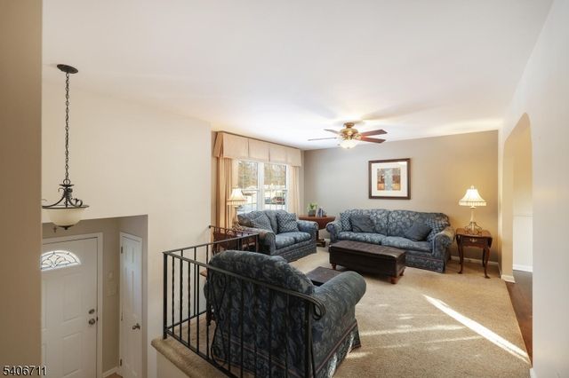 344 Homestead Rd, Hillsborough Twp., NJ 08844