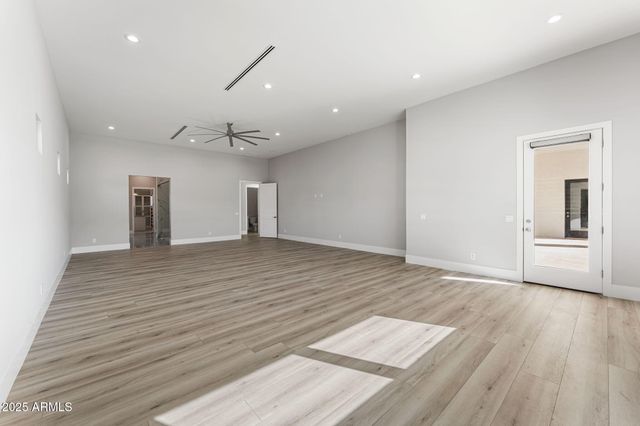 24614 S 183RD Place, Gilbert, AZ 85298