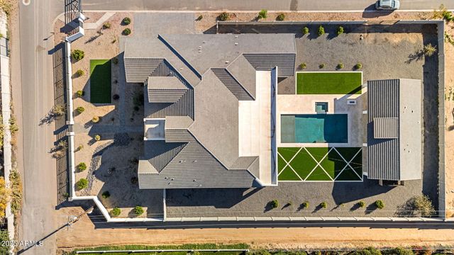 24614 S 183RD Place, Gilbert, AZ 85298