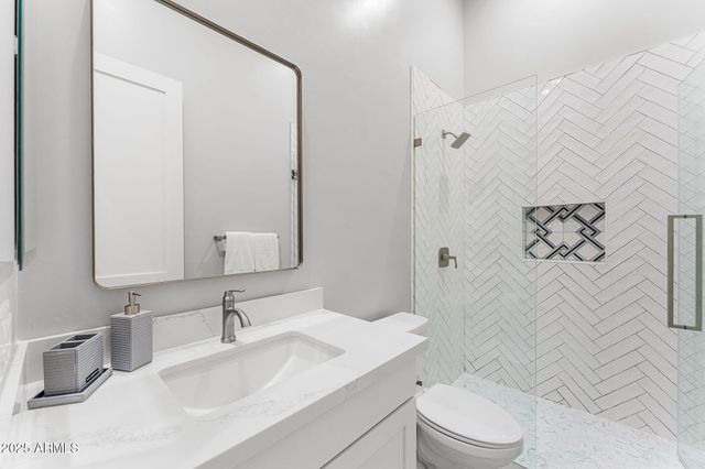 24614 S 183RD Place, Gilbert, AZ 85298