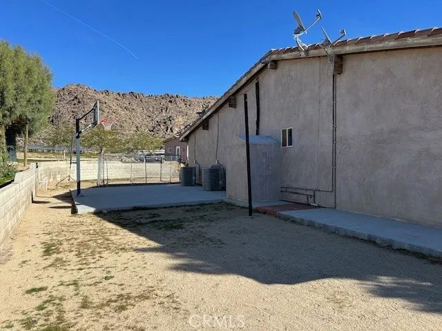 31163 Villa Nova, Lucerne Valley, CA 92356