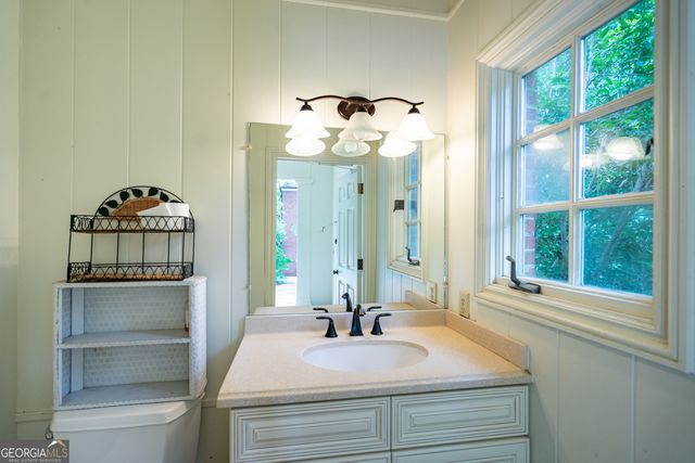 603 Country Club Road, Lagrange, GA 30240