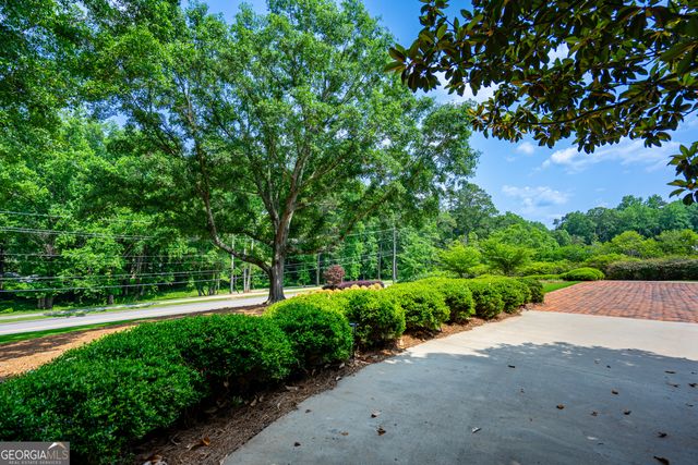 603 Country Club Road, Lagrange, GA 30240