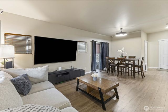 4241 Q St NE, Auburn, WA 98002