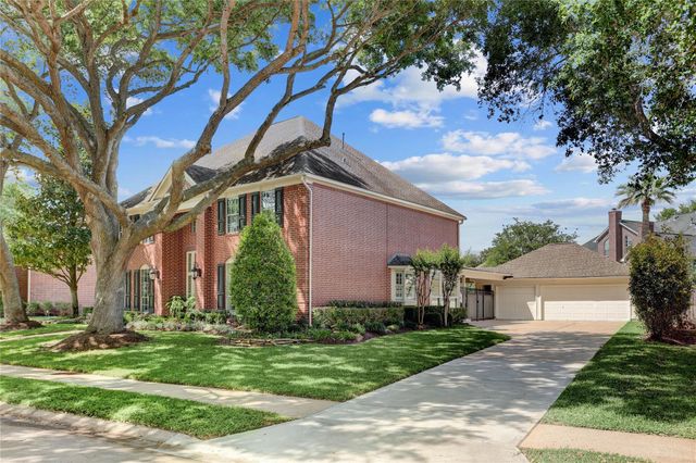 4719 Saint Michaels Court, Sugar Land, TX 77479