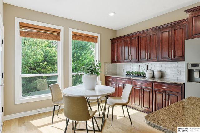 9010 S 21st Street, Bellevue, NE 68147