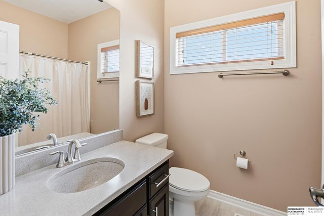 9010 S 21st Street, Bellevue, NE 68147