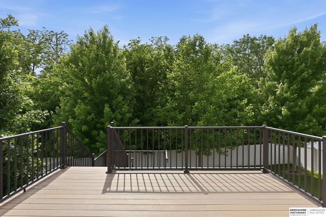 9010 S 21st Street, Bellevue, NE 68147