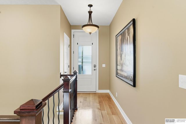 9010 S 21st Street, Bellevue, NE 68147