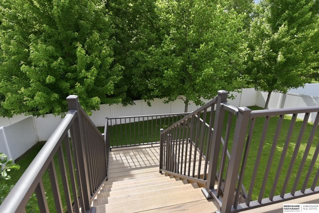 9010 S 21st Street, Bellevue, NE 68147