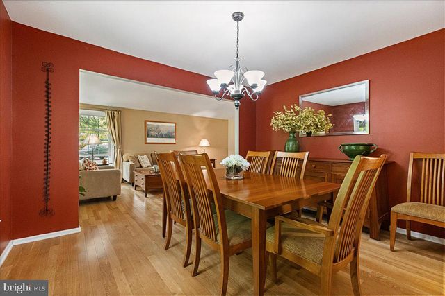 3 STRATHMORE PL, Princeton Junction, NJ 08550