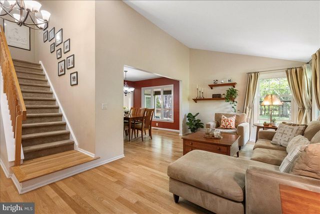 3 STRATHMORE PL, Princeton Junction, NJ 08550