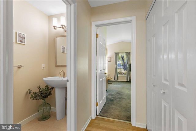 3 STRATHMORE PL, Princeton Junction, NJ 08550
