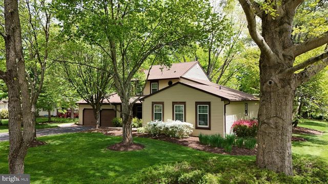 3 STRATHMORE PL, Princeton Junction, NJ 08550