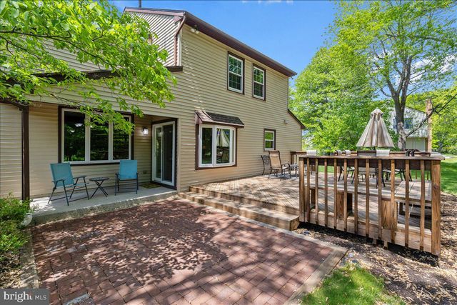 3 STRATHMORE PL, Princeton Junction, NJ 08550