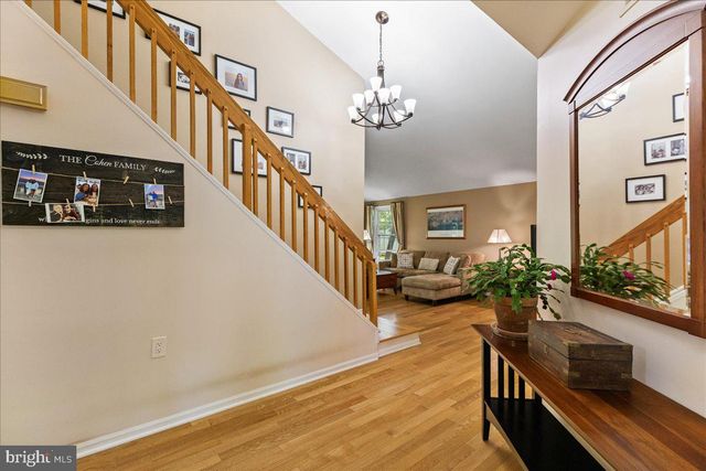 3 STRATHMORE PL, Princeton Junction, NJ 08550