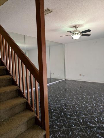 8114 N OAK TRACE WAY N D, Tampa, FL 33634