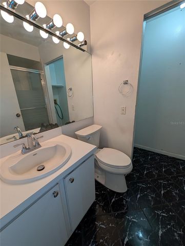 8114 N OAK TRACE WAY N D, Tampa, FL 33634