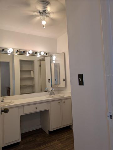 8114 N OAK TRACE WAY N D, Tampa, FL 33634