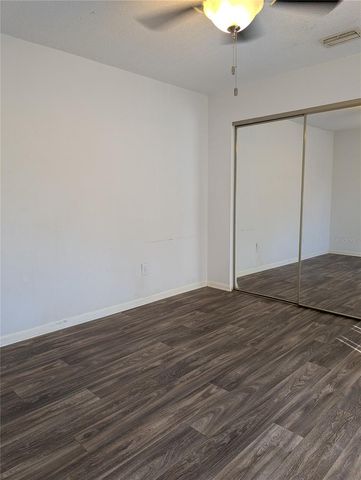 8114 N OAK TRACE WAY N D, Tampa, FL 33634