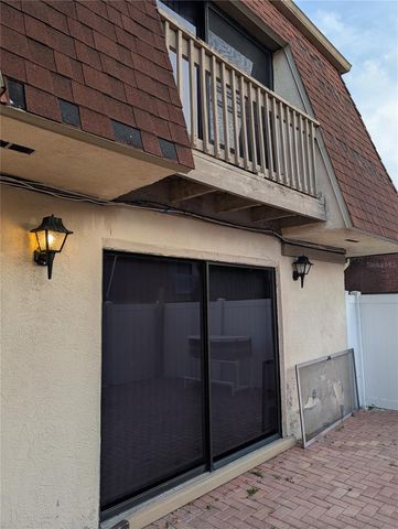 8114 N OAK TRACE WAY N D, Tampa, FL 33634