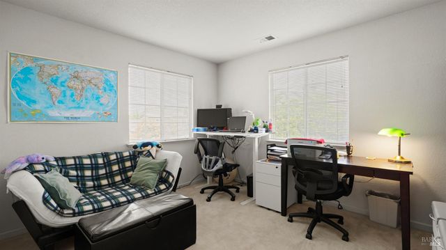 719 Riesling Ct, Petaluma, CA 94954