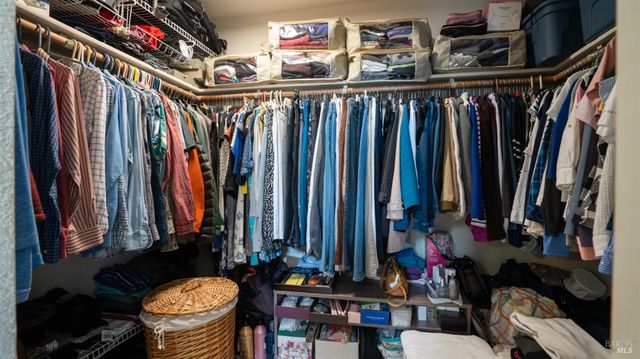 719 Riesling Ct, Petaluma, CA 94954