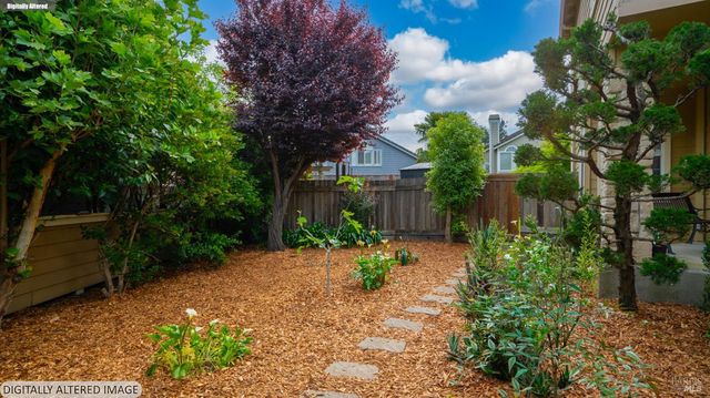 719 Riesling Ct, Petaluma, CA 94954