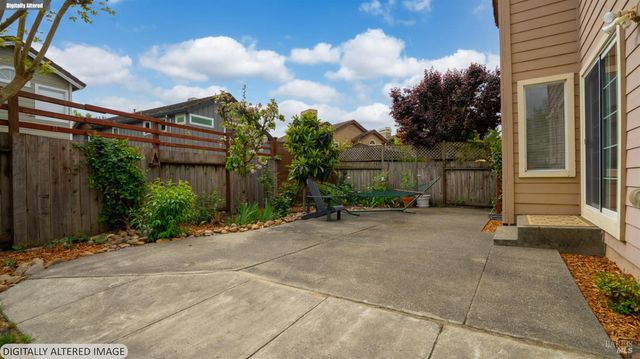 719 Riesling Ct, Petaluma, CA 94954