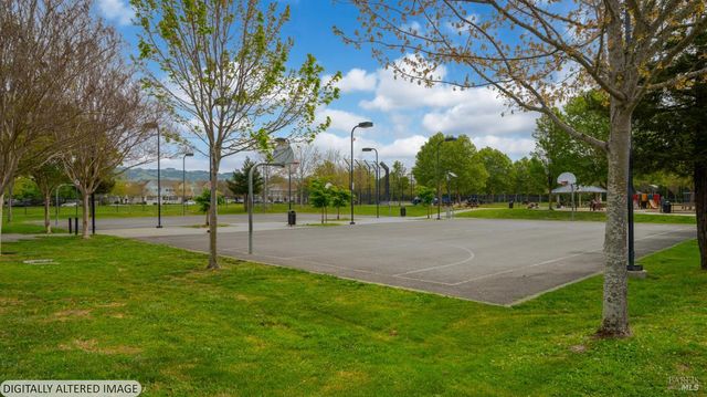 719 Riesling Ct, Petaluma, CA 94954