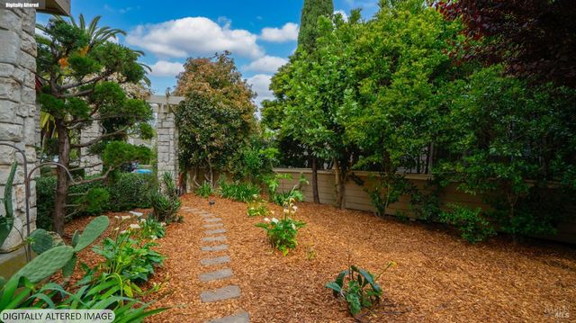 719 Riesling Ct, Petaluma, CA 94954