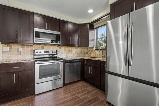 1250 SW 113th Terrace 204, Pembroke Pines, FL 33025