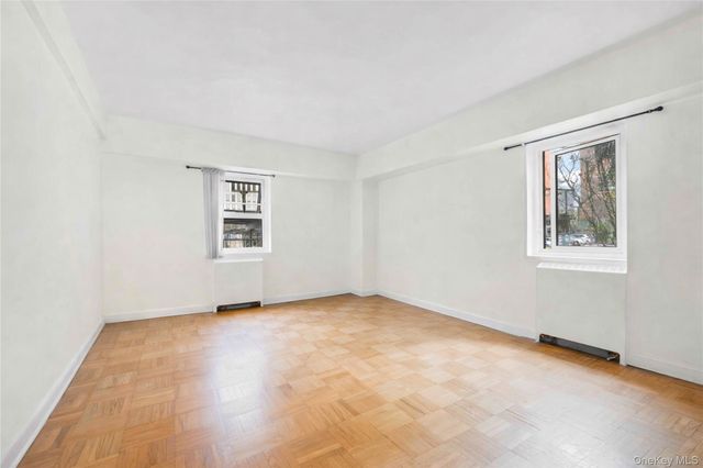 225 Adams Street H-1, Brooklyn, NY 11201